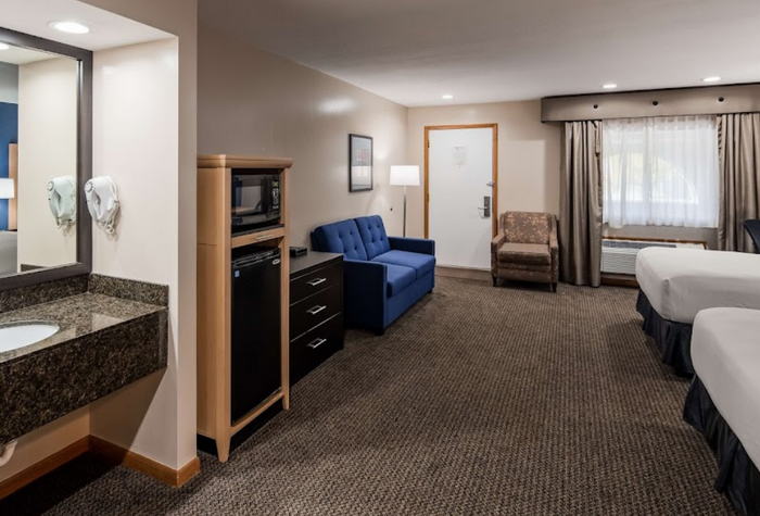 Spies River Terrace Motel (Best Western River Terrace) - From Website (newer photo)